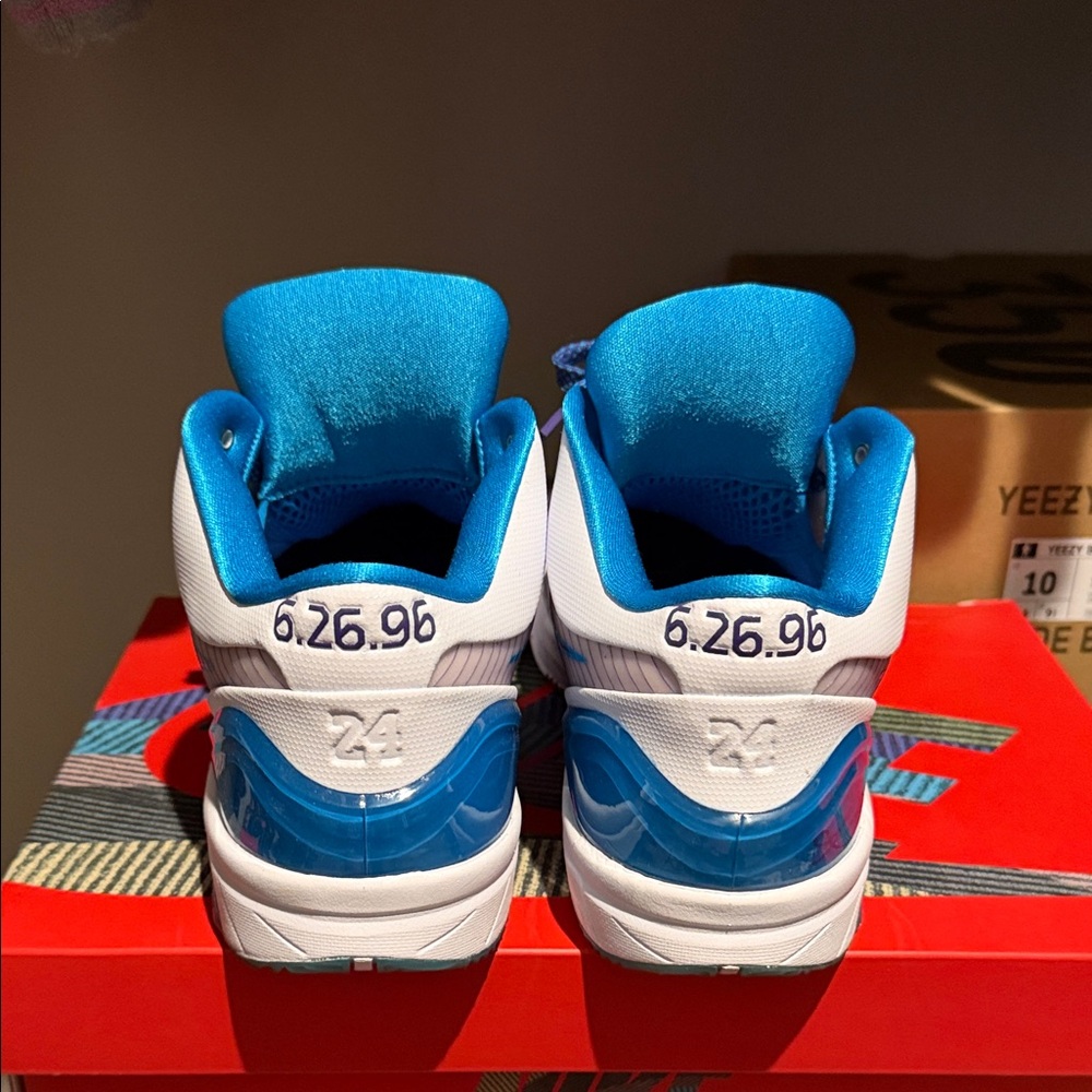 Nike Kobe 4 Protro Draft Day Hornets - NO BOX - Picture 7 of 9